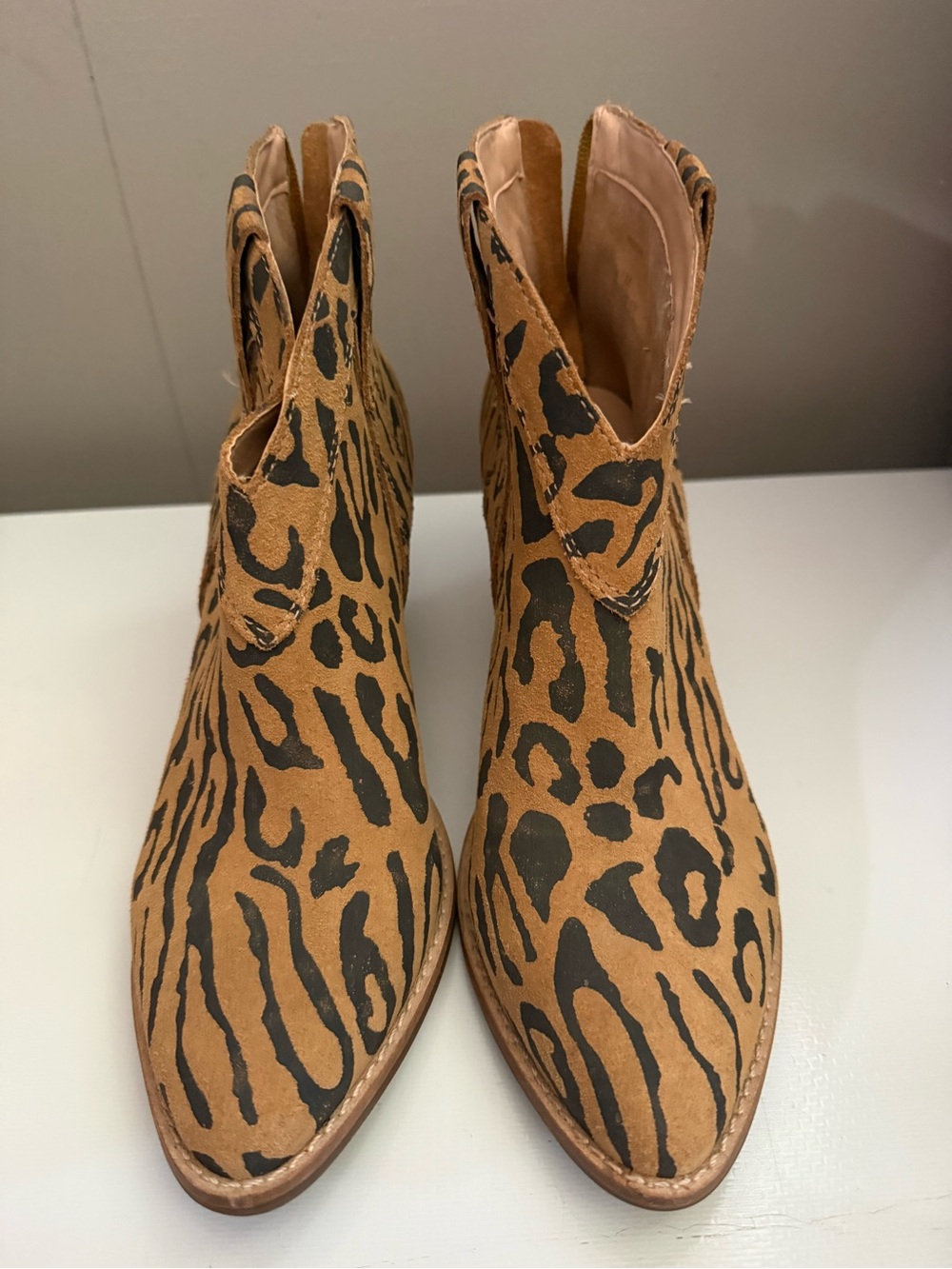 Matisse Leopard Print Pointed Ankle Boots - Tan/Black